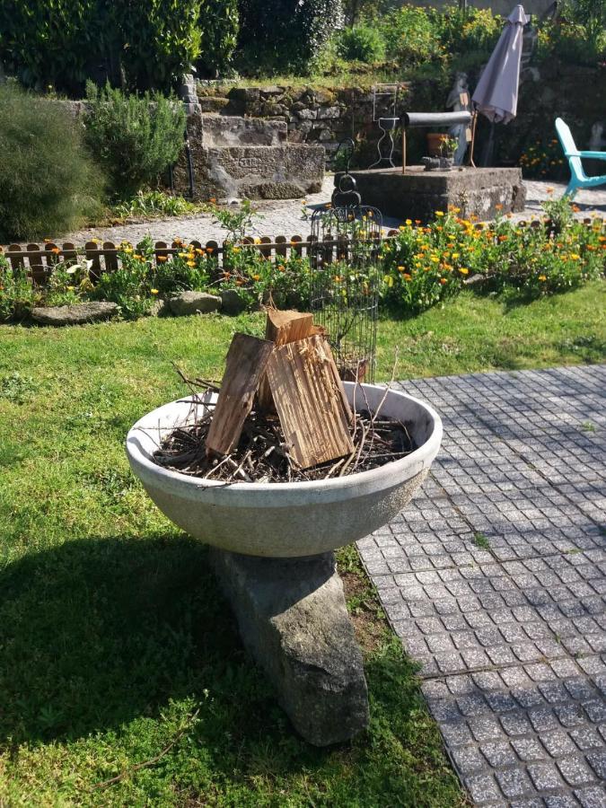 Holiday home Pequena Casa Rustica Com Piscina